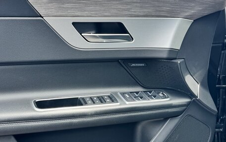 Jaguar XF II, 2016 год, 2 355 000 рублей, 9 фотография