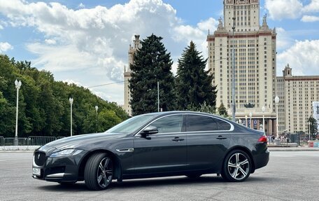 Jaguar XF II, 2016 год, 2 355 000 рублей, 2 фотография