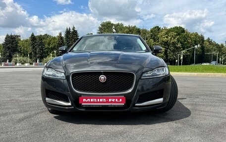 Jaguar XF II, 2016 год, 2 355 000 рублей, 3 фотография