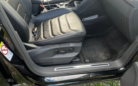 Volkswagen Tiguan II, 2021 год, 3 600 000 рублей, 23 фотография