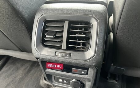 Volkswagen Tiguan II, 2021 год, 3 600 000 рублей, 22 фотография