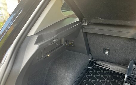 Volkswagen Tiguan II, 2021 год, 3 600 000 рублей, 33 фотография