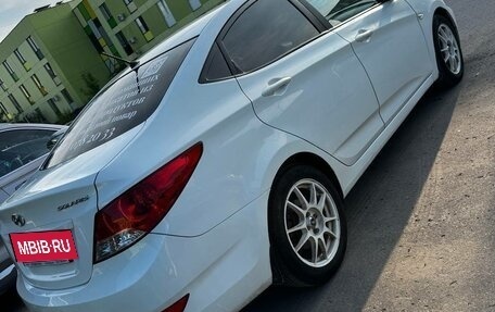 Hyundai Solaris II рестайлинг, 2014 год, 950 000 рублей, 4 фотография