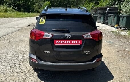 Toyota RAV4, 2014 год, 2 200 000 рублей, 3 фотография