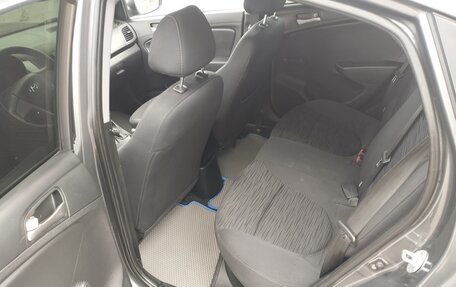 Hyundai Solaris II рестайлинг, 2014 год, 850 000 рублей, 7 фотография