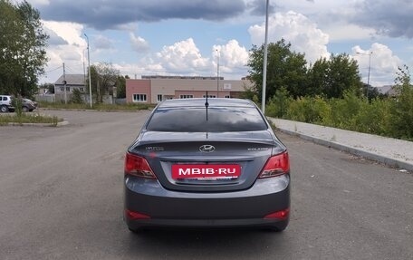 Hyundai Solaris II рестайлинг, 2014 год, 850 000 рублей, 3 фотография