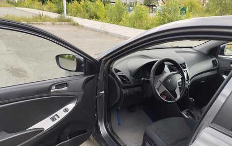 Hyundai Solaris II рестайлинг, 2014 год, 850 000 рублей, 5 фотография