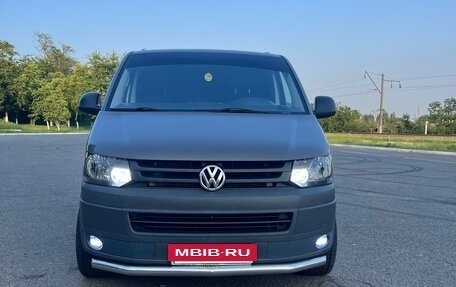 Volkswagen Transporter T5 рестайлинг, 2010 год, 1 750 000 рублей, 3 фотография