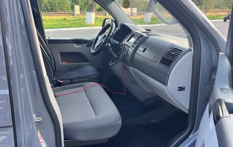 Volkswagen Transporter T5 рестайлинг, 2010 год, 1 750 000 рублей, 12 фотография