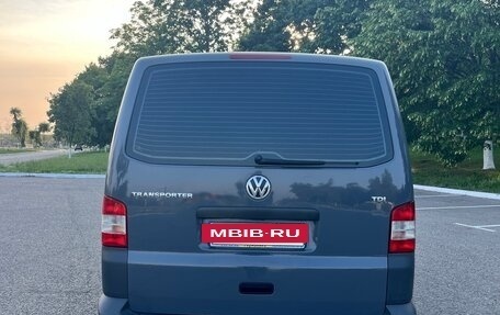 Volkswagen Transporter T5 рестайлинг, 2010 год, 1 750 000 рублей, 7 фотография