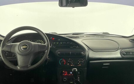 Chevrolet Niva I рестайлинг, 2011 год, 359 000 рублей, 17 фотография