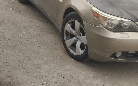 BMW 5 серия, 2005 год, 600 000 рублей, 3 фотография