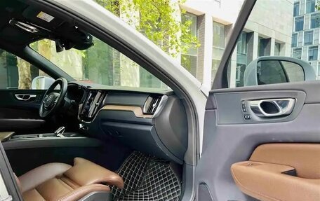 Volvo XC60 II, 2022 год, 3 330 000 рублей, 19 фотография