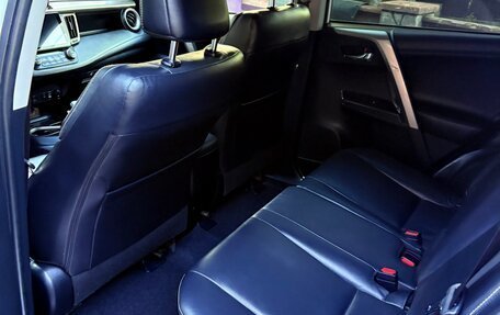 Toyota RAV4, 2016 год, 2 950 000 рублей, 8 фотография