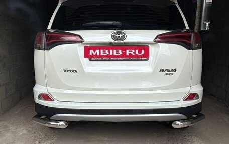 Toyota RAV4, 2016 год, 2 950 000 рублей, 10 фотография