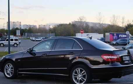 Mercedes-Benz E-Класс, 2010 год, 1 590 000 рублей, 4 фотография