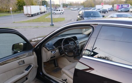 Mercedes-Benz E-Класс, 2010 год, 1 590 000 рублей, 13 фотография