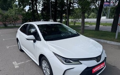 Toyota Corolla, 2022 год, 1 990 000 рублей, 1 фотография
