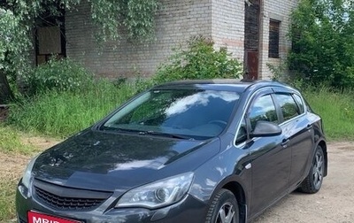 Opel Astra J, 2011 год, 700 000 рублей, 1 фотография