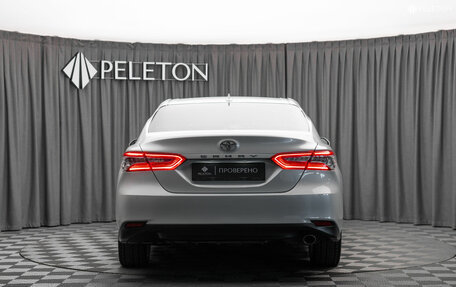 Toyota Camry, 2018 год, 2 140 000 рублей, 5 фотография