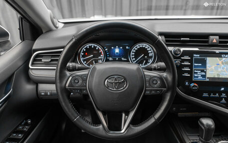 Toyota Camry, 2018 год, 2 140 000 рублей, 11 фотография