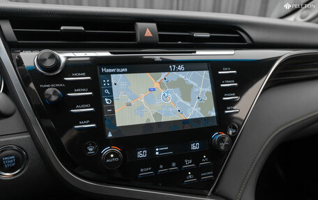 Toyota Camry, 2018 год, 2 140 000 рублей, 17 фотография