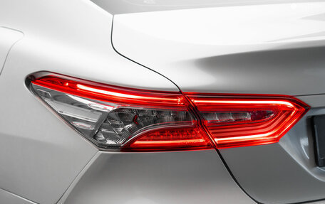 Toyota Camry, 2018 год, 2 140 000 рублей, 28 фотография