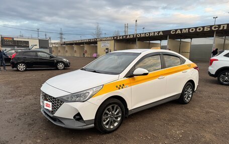 Hyundai Solaris II рестайлинг, 2021 год, 1 500 000 рублей, 6 фотография