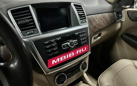Mercedes-Benz M-Класс, 2012 год, 2 500 000 рублей, 5 фотография