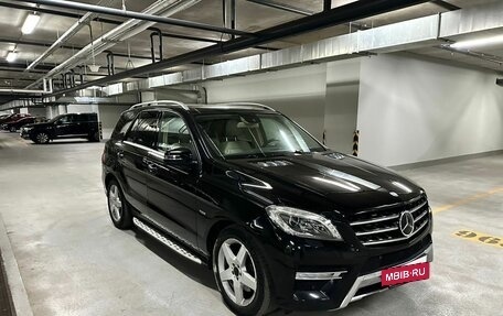 Mercedes-Benz M-Класс, 2012 год, 2 500 000 рублей, 4 фотография