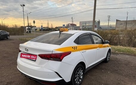 Hyundai Solaris II рестайлинг, 2021 год, 1 500 000 рублей, 7 фотография