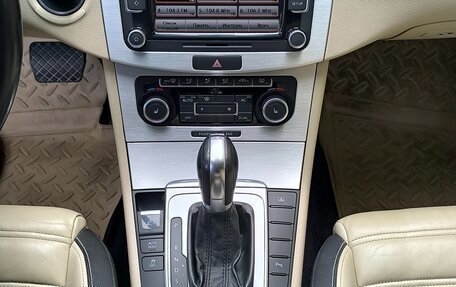 Volkswagen Passat CC I рестайлинг, 2011 год, 1 500 000 рублей, 13 фотография