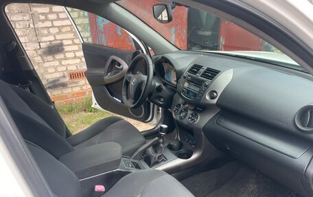 Toyota RAV4, 2011 год, 1 400 000 рублей, 16 фотография