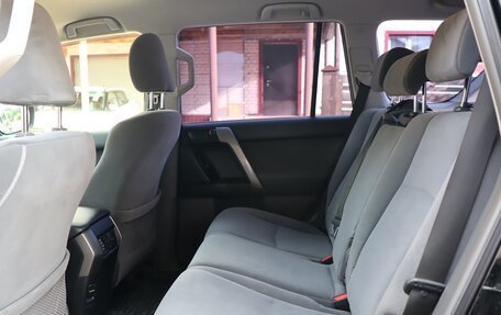 Toyota Land Cruiser Prado 150 рестайлинг 2, 2012 год, 2 950 000 рублей, 11 фотография