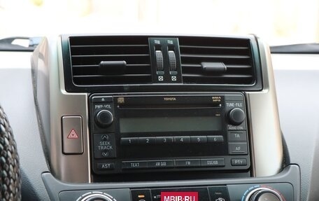 Toyota Land Cruiser Prado 150 рестайлинг 2, 2012 год, 2 950 000 рублей, 13 фотография