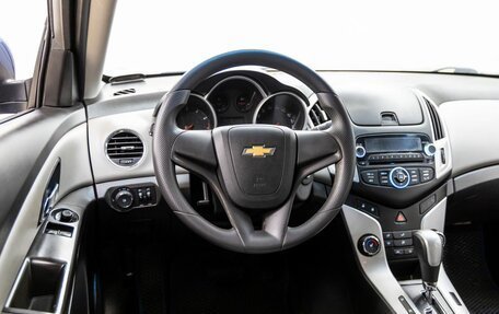 Chevrolet Cruze II, 2014 год, 808 000 рублей, 17 фотография