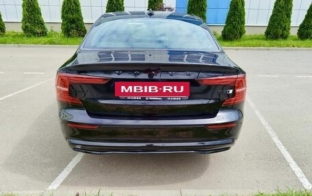 Volvo S60 III, 2023 год, 3 950 000 рублей, 4 фотография