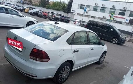 Volkswagen Polo VI (EU Market), 2019 год, 900 000 рублей, 2 фотография