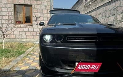 Dodge Challenger III рестайлинг 2, 2017 год, 1 590 000 рублей, 1 фотография