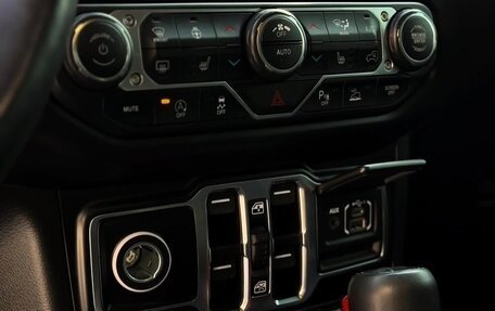 Jeep Wrangler, 2022 год, 4 230 000 рублей, 7 фотография