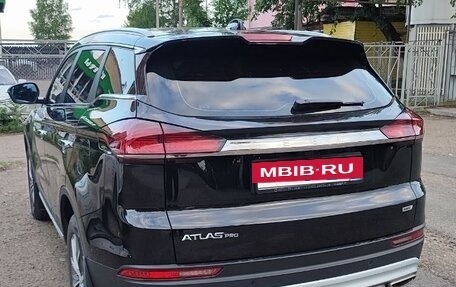 Geely Atlas, 2023 год, 2 000 000 рублей, 5 фотография