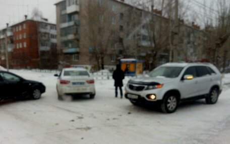 KIA Sorento II рестайлинг, 2010 год, 1 189 000 рублей, 14 фотография