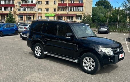 Mitsubishi Pajero IV, 2010 год, 1 443 000 рублей, 2 фотография