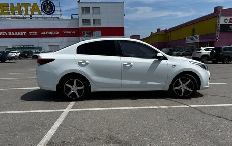 KIA Rio IV, 2017 год, 1 300 000 рублей, 4 фотография