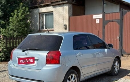 Toyota Corolla, 2004 год, 530 000 рублей, 4 фотография