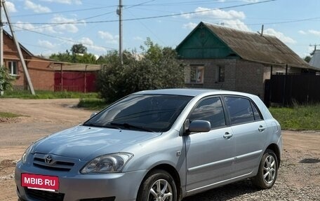 Toyota Corolla, 2004 год, 530 000 рублей, 3 фотография