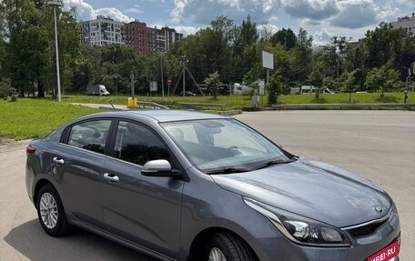 KIA Rio IV, 2018 год, 1 490 000 рублей, 2 фотография