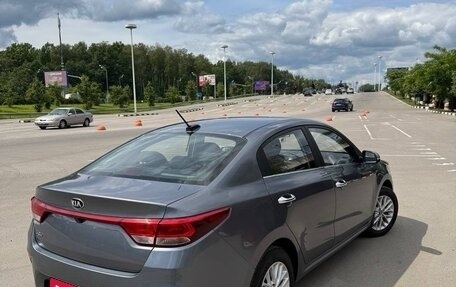KIA Rio IV, 2018 год, 1 490 000 рублей, 3 фотография