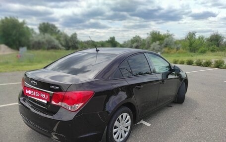 Chevrolet Cruze II, 2014 год, 975 000 рублей, 4 фотография