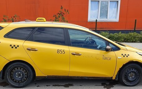 KIA cee'd III, 2017 год, 700 000 рублей, 2 фотография